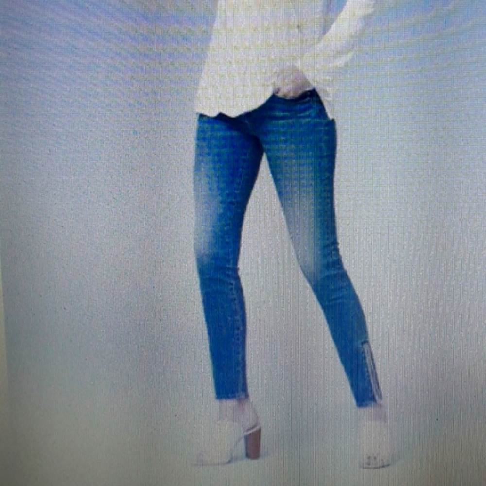 White House Black Market Zip Leg Skinny Jeans 6R